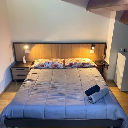 Πανσιόν Il Vicoletto 3*